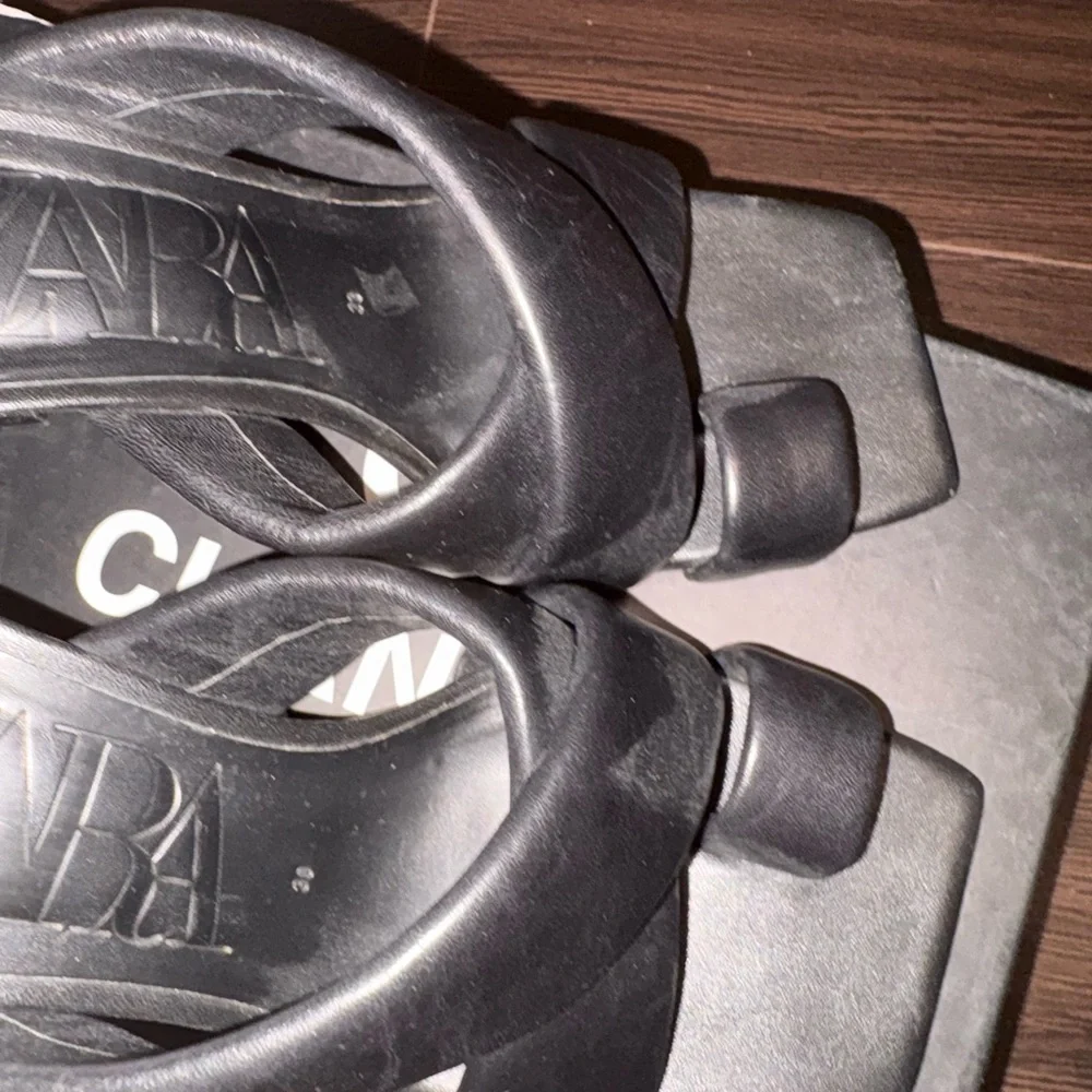 Cute summer shoes from Zara . Only tried in at home. Never worn. - Picture 2 of 5